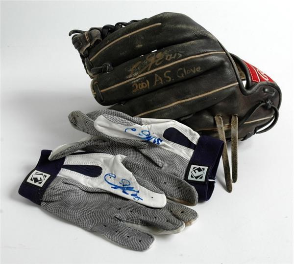 Cristian Guzman 2001 Autographed All-Star Game Glove Collection (2) with Team LOAs