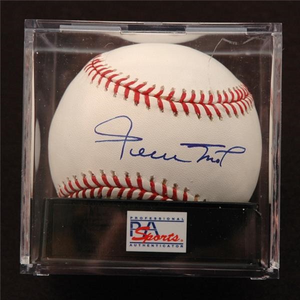 Willie Mays Single Signed Baseball PSA 10