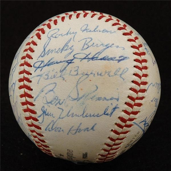 - 1960 Pirates Team Signed Ball with Clemente