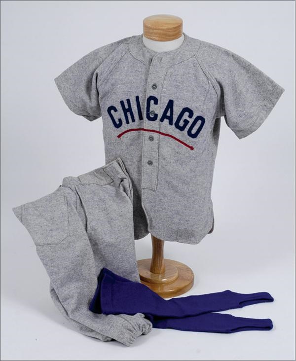 Baseball Equipment - Circa 1947 Chicago Cubs Bat Boy&#39;s Uniform