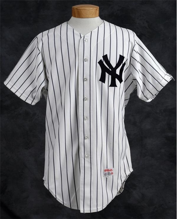 Baseball Equipment - Lefty Gomez Signed New York Yankees Old-Timer&#39;s Jersey (ex-Lefty Gomez Collection)
