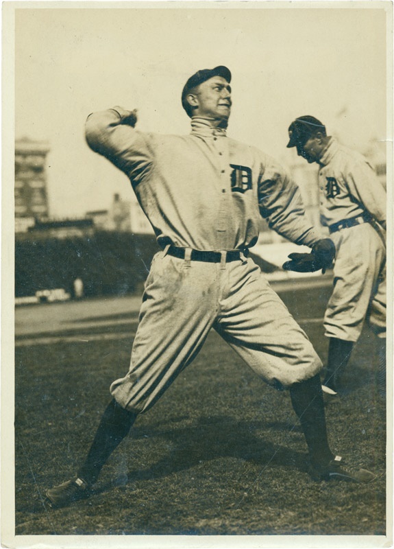 1908 Ty Cobb Throwing Ball Photo From Paul Thompson