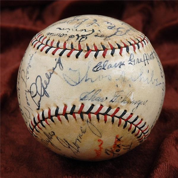 Baseball Autographs - 1933 American League All Star Team Signed Baseball