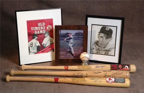Baseball Autographs - Baseball Autograph Collection of 33