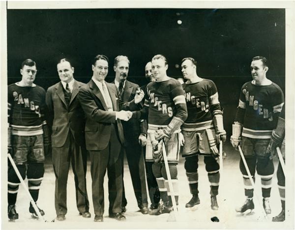 - Lou Gehrig and 1934 NY Rangers Photo