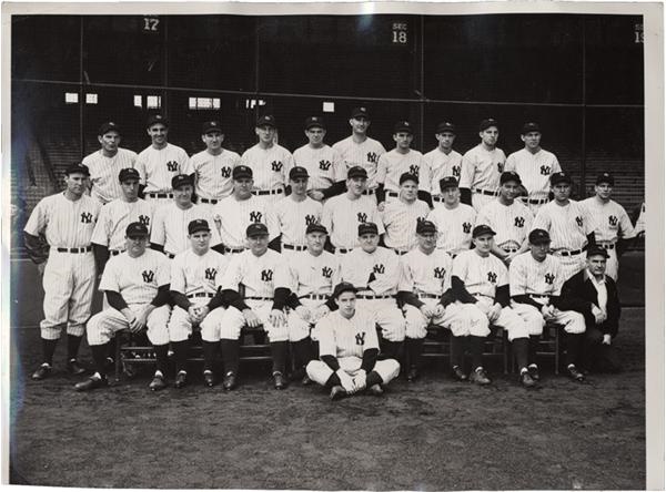1937 NY Yankees with Gehrig and DiMaggio