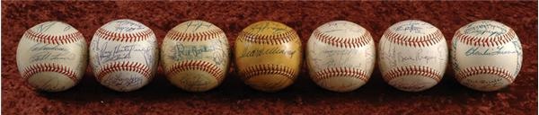 Baseball Autographs - Mixed Team Signed Baseball Lot (7)