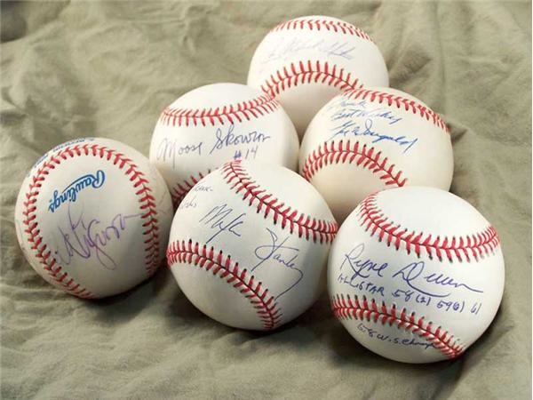 - New York Yankees Autographed Baseball Lot with Jim Hunter (12)