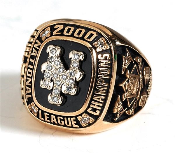 - 2000 New York Mets National League Championship Ring