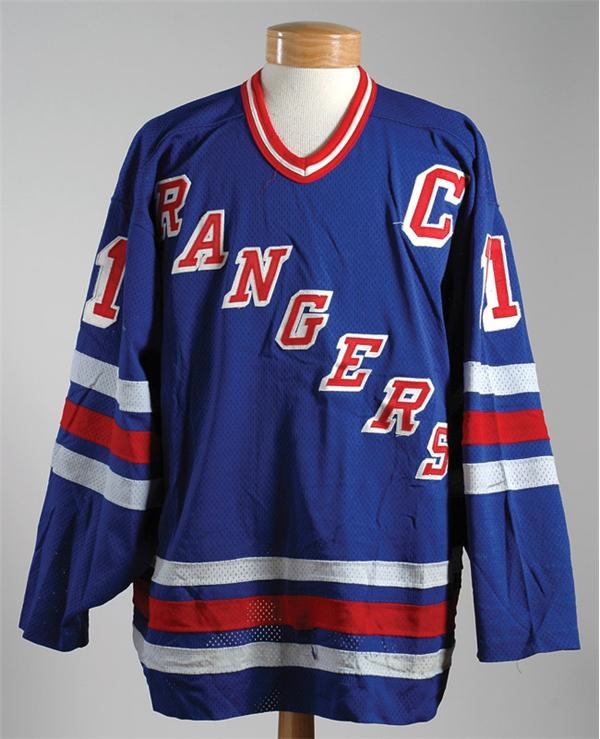 - 1994-1995 Mark Messier New York Rangers Game Worn Jersey