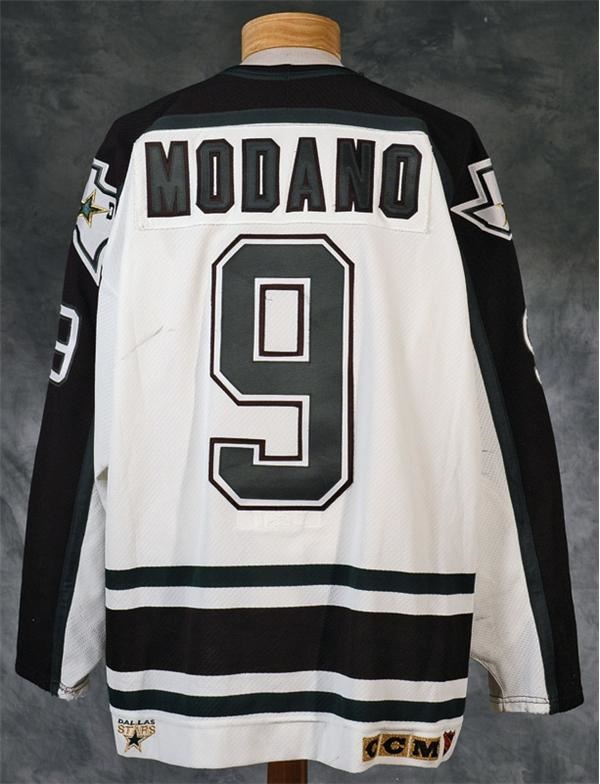 - 1995-1996 Mike Modano Dallas Stars Game Worn Jersey