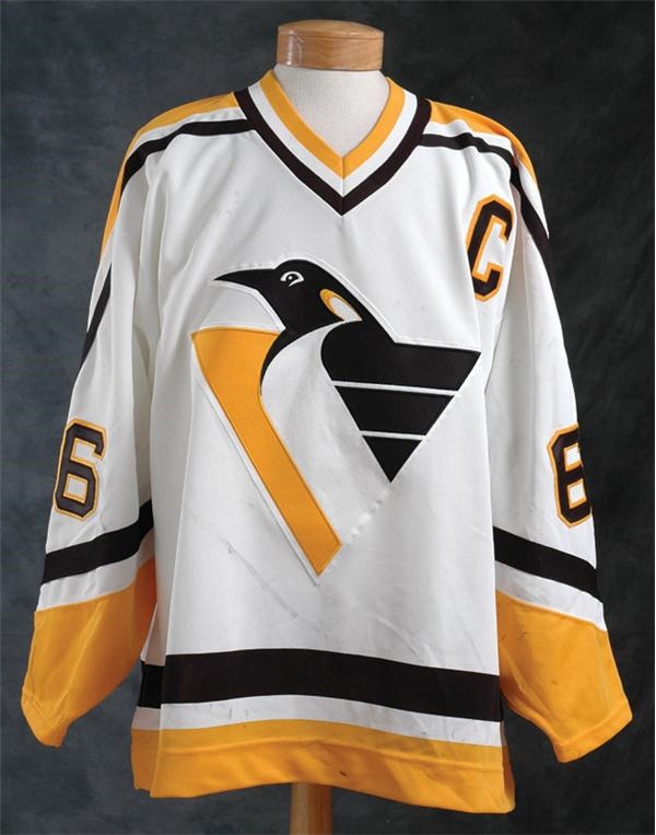 - 1995-1996 Mario Lemieux Pittsburgh Penguins Game Worn Jersey