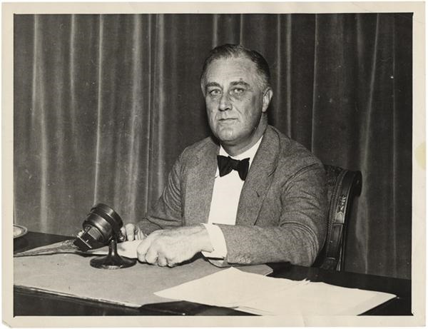Political - Franklin D. Roosevelt Fireside Chats (7 photos)