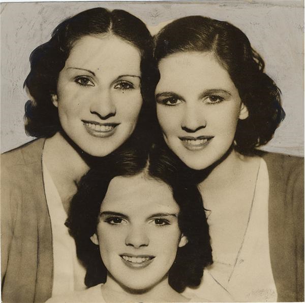 - The Gumm Sisters with Judy Garland (1934)