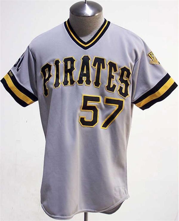 - 1988 John Smiley Pittsburgh Pirates Game Used Baseball Jersey