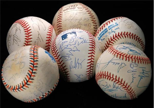 Baseball Autographs - 1965-2002 Team Signed Baseball Lot (6)
