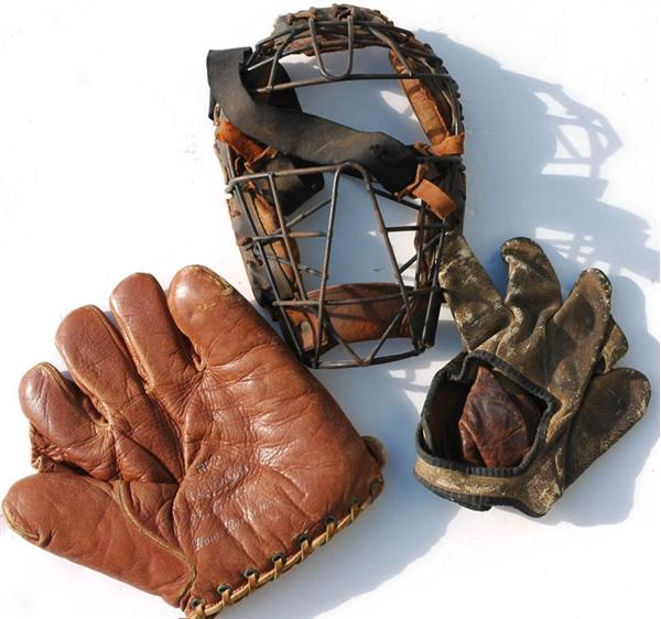 Baseball Equipment - 1910s-1920s Baseball Equipment with Babe Ruth Model Glove (3)