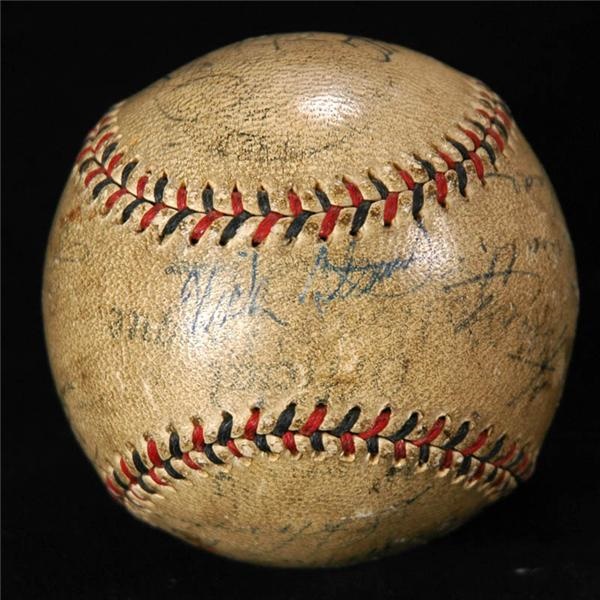 Baseball Autographs - 1933 St. Louis Cardinals Team Signed Baseball