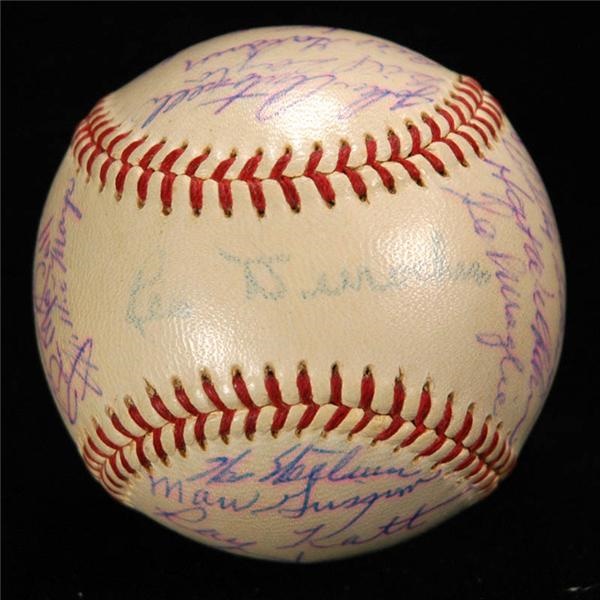 Baseball Autographs - 1954 New York Giants Team Signed Baseball with Mays