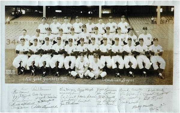 - Large 1952 NY Yankees Panoramic Photo from Dimaggio Estate