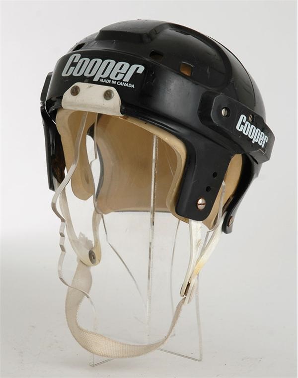 - 1988-89 Mario Lemieux Pittsburgh Penguins Photo-Matched Game Worn Helmet