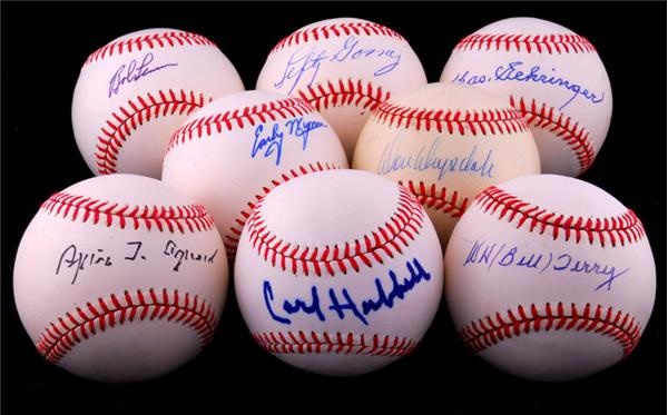Baseball Autographs - Single Signed Baseball Collection with Deceased Hall of Famers (8)