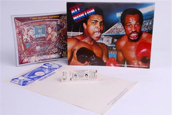Muhammad Ali & Boxing - 1976 Muhammad Ali vs. Ken Norton Collection.