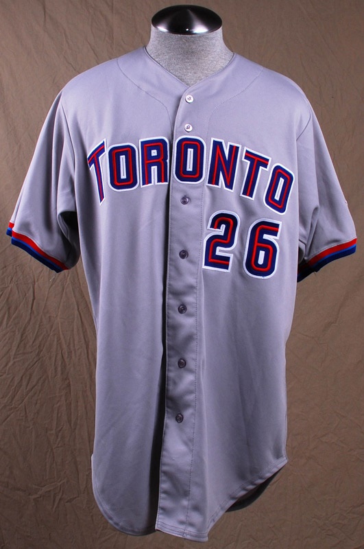 - 1999 Chris Carpenter Toronto Blue Jays Game Used Road Jersey