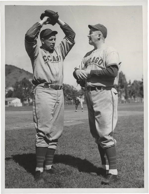 - 1930s Gabby Hartnett Hall of Famer Baseball Photos (8)