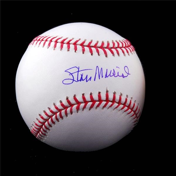 Baseball Autographs - Mint Stan Musial Single Signed Baseball