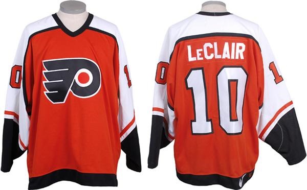- 1998-99 John LeClair Philadelphia Flyers Game Worn Jersey