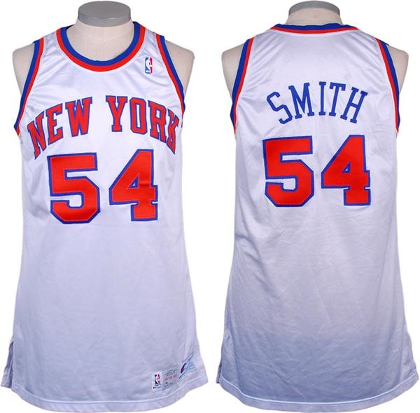 - 1992-93 Charles Smith New York Knicks Game Used Jersey