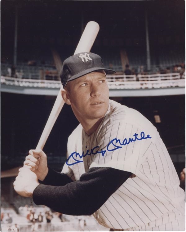 Baseball Autographs - Mickey Mantle Signed 8 x 10 Photograph
