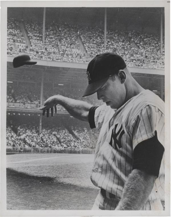- Mickey Mantle Prize Winning Photograph by John Dominis