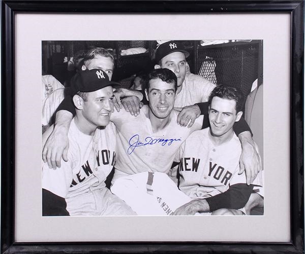 Baseball Autographs - Joe DiMaggio Signed 16x20 Framed