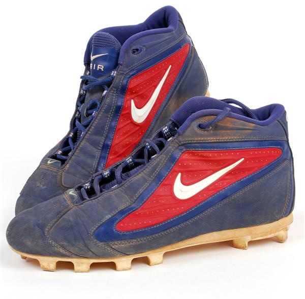 Vladimir Guerrero Game Used Montreal Expos Cleats