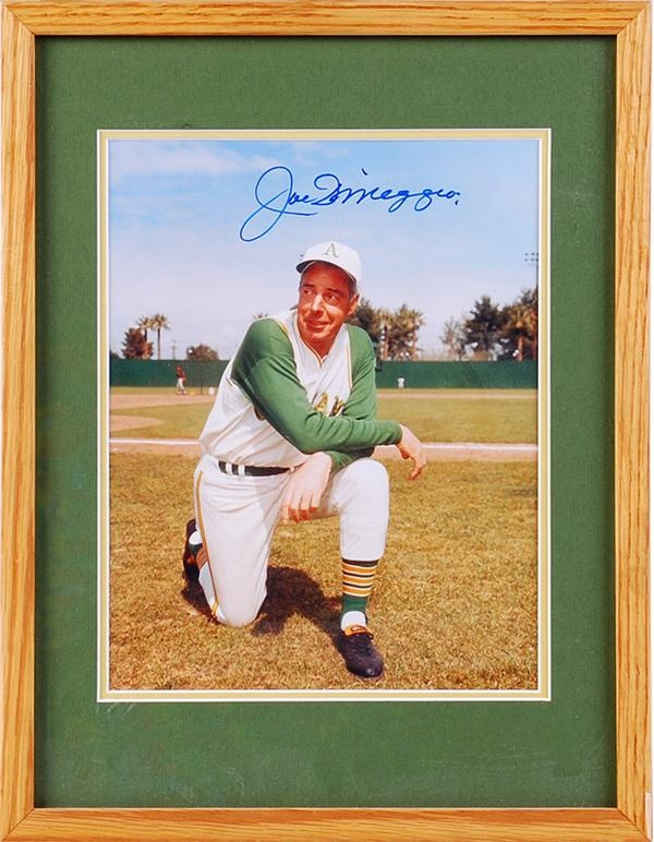 - Baseball Star and Hall of Famer Autograph Collection w/ Joe DiMaggio (10)