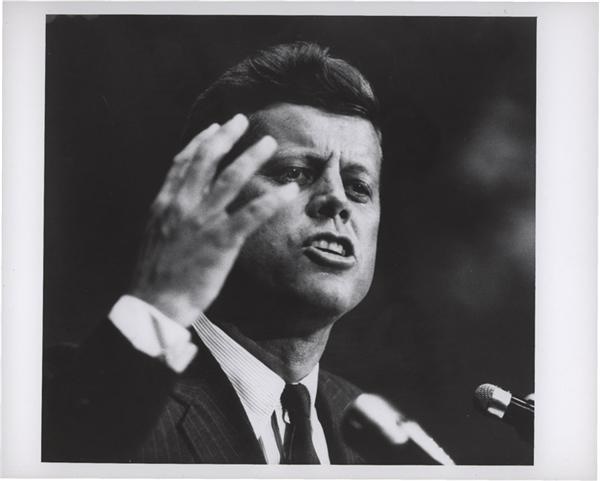 - High Quality JFK Photo Collection from 1960's (18)