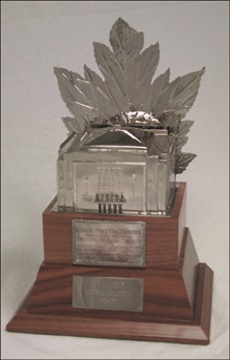 Guy Lafleur - 1976-77 Conn Smyth Trophy Presented to Guy Lafleur (17.5")