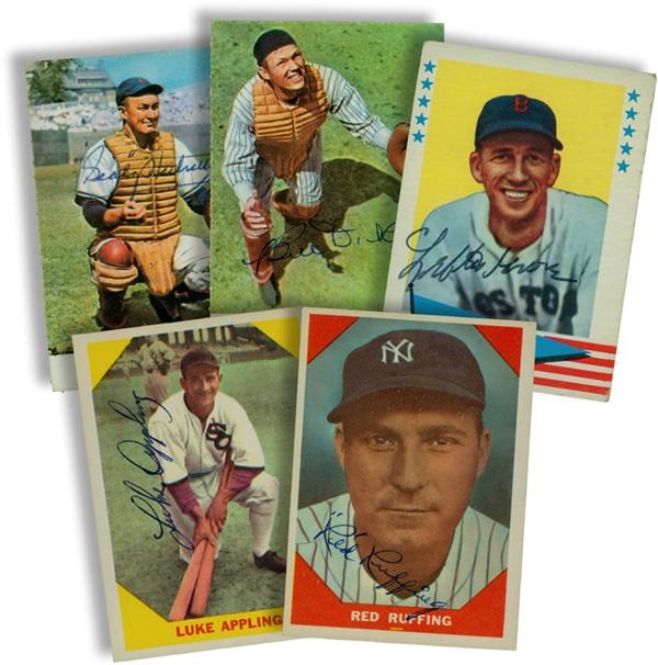 Baseball Autographs - (5) 1960-63 Hall of Famer Signed Baseball Cards w/ Dickey
