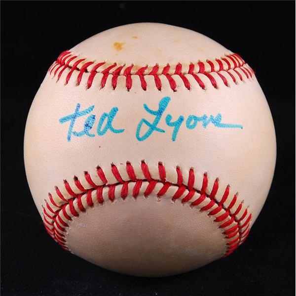 Baseball Autographs - Ted Lyons Single Signed Baseball