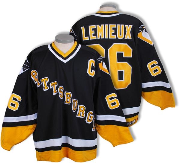 - 1995-96 Mario Lemieux Pittsburgh Penguins Photo-Matched Game Worn Jersey