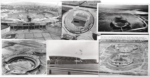- OAKLAND STADIUM : Birth of a Behemoth, 1960s-1970s