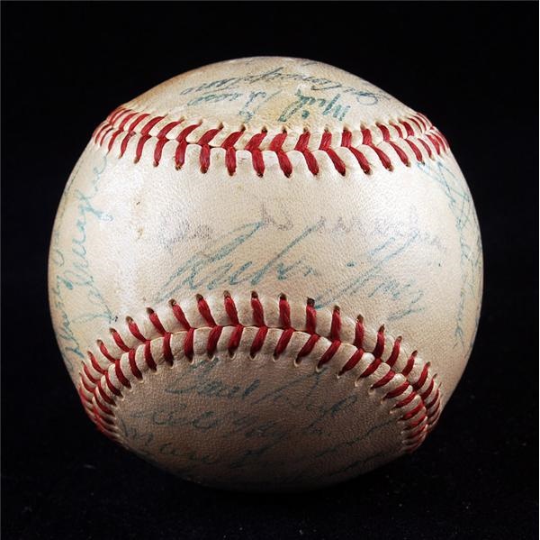 Baseball Autographs - 1954 New York Giants World Champions Team Signed Baseball