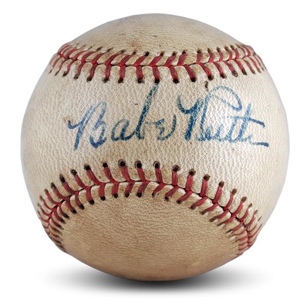 Baseball Autographs - Babe Ruth Single Signed Baseball (Graded  7.5-NM+)