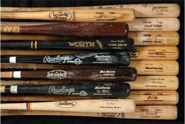 - Game Used, Store Model and Miniture Bat Collection (126)