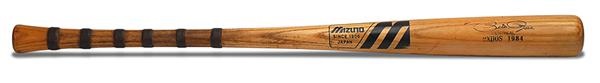 Baseball Equipment - 1984 Pete Rose Montreal Expos Mizuno Game Used and Signed Bat