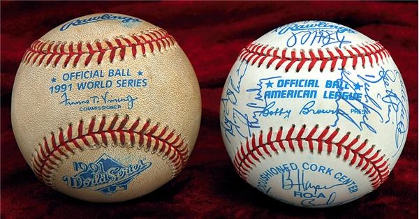 Baseball Autographs - 1991 World Champion Minnesota Twins Team Signed and World Series Game Used Baseballs