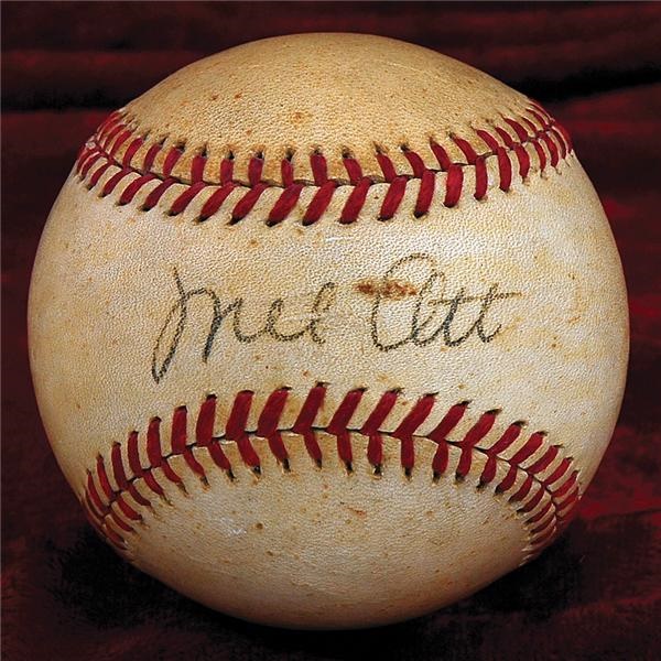 Baseball Autographs - Mel Ott Signed Baseball