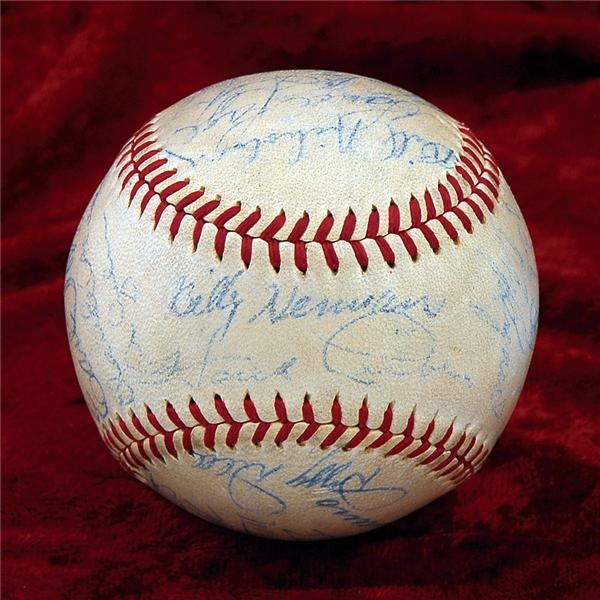 Baseball Autographs - Early 40's Cubs Baseball